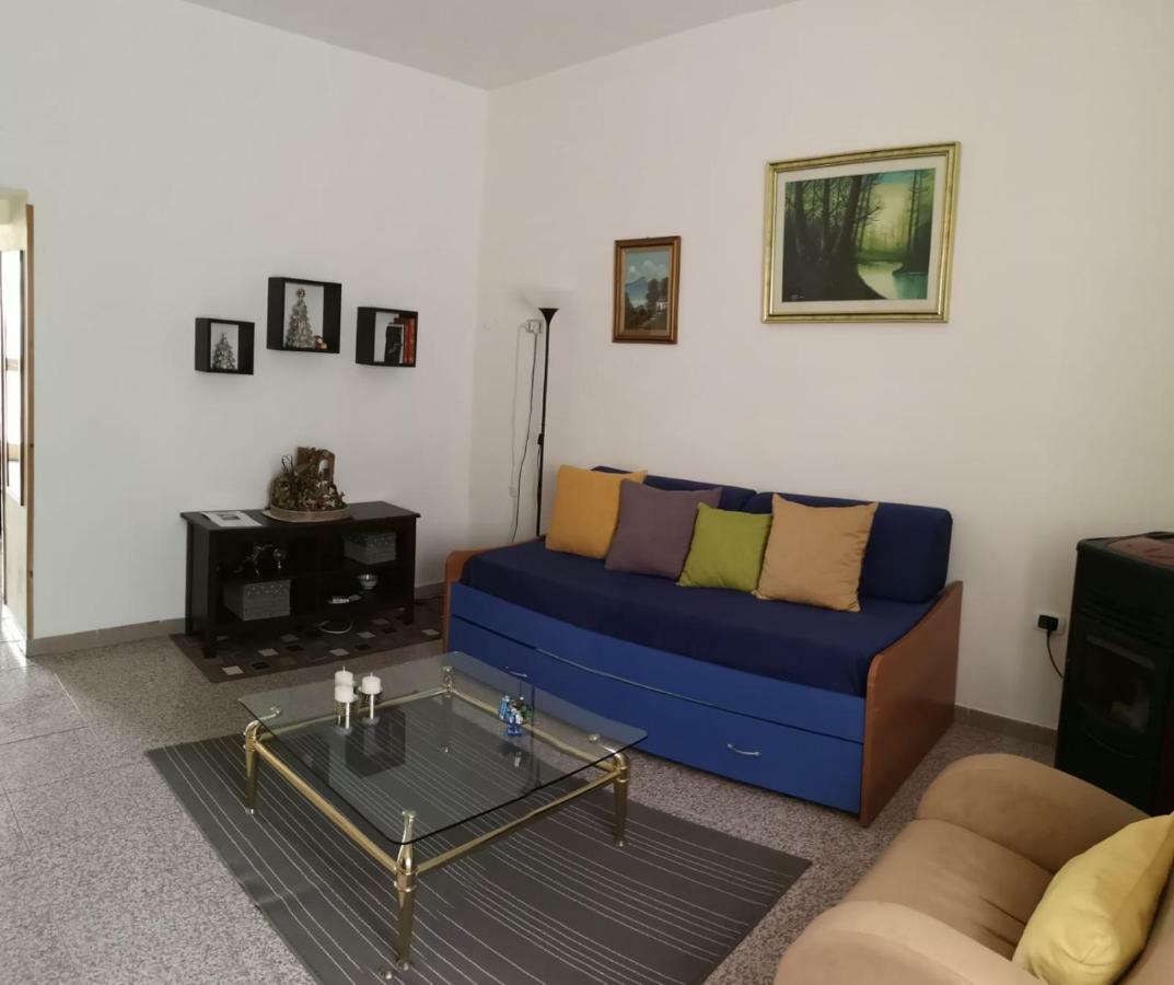 Fra Il Mare E La Sila Apartamento Cerenzia Exterior foto